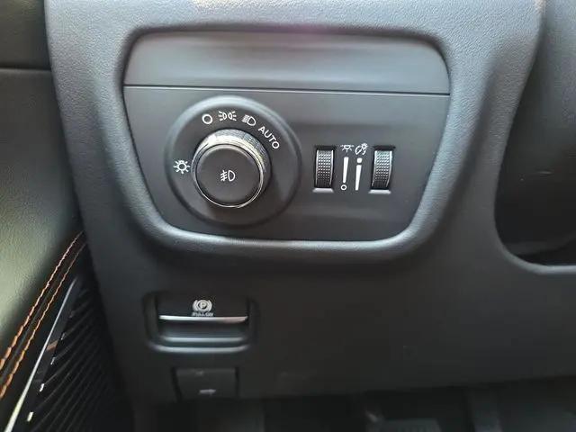 2026 Jeep Grand Cherokee Summit 4x4