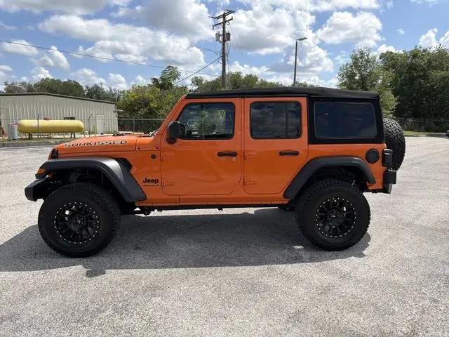 2025 Jeep Wrangler 4-Door Summit 4x4