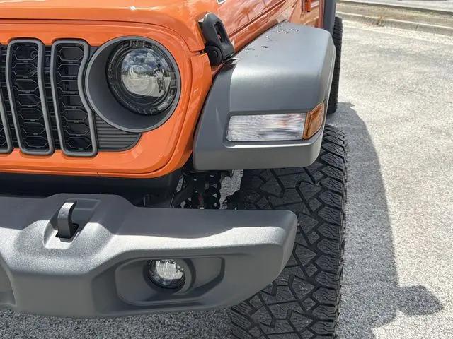 2025 Jeep Wrangler 4-Door Summit 4x4