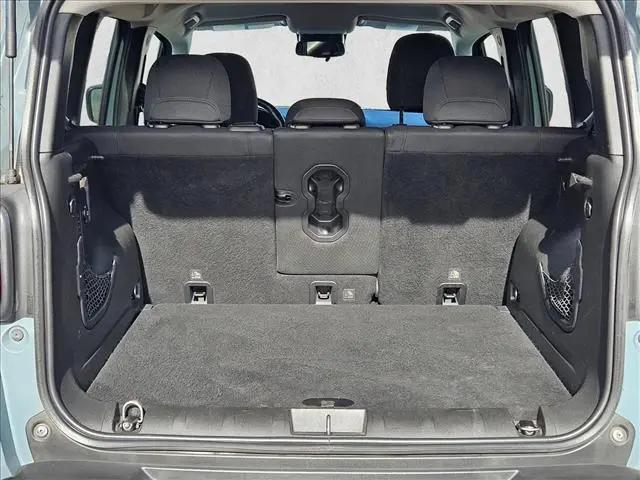 2017 Jeep Renegade Altitude FWD