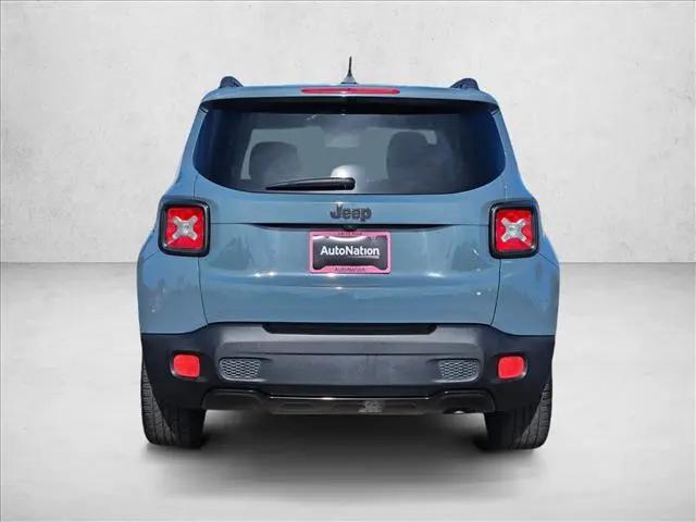 2017 Jeep Renegade Altitude FWD