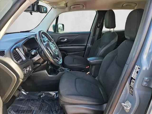 2017 Jeep Renegade Altitude FWD