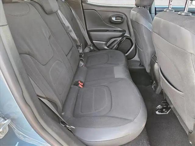 2017 Jeep Renegade Altitude FWD