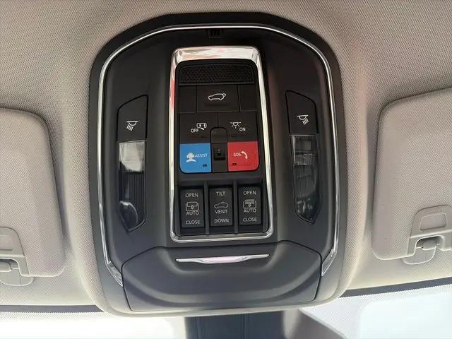 2022 Jeep Grand Cherokee Limited 4x4