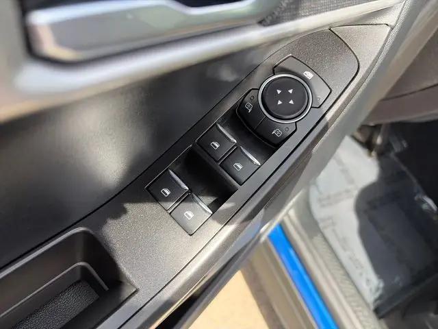 2022 Ford Explorer Base