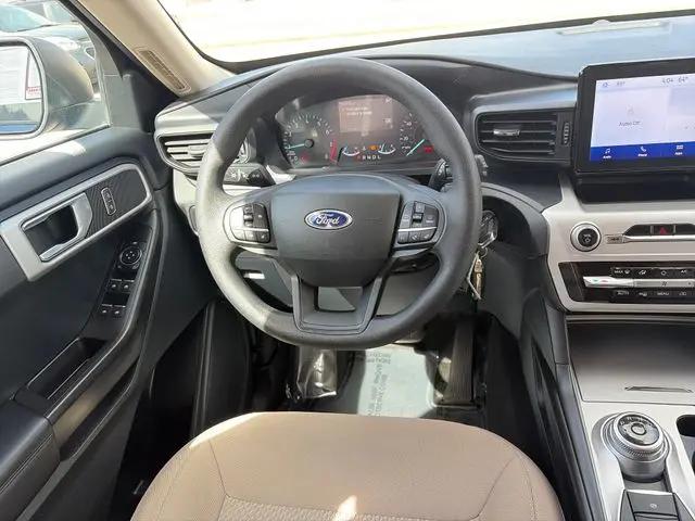 2022 Ford Explorer Base
