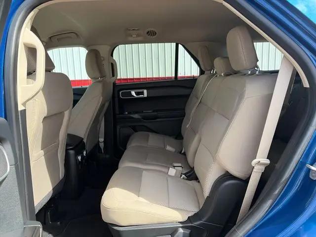 2022 Ford Explorer Base