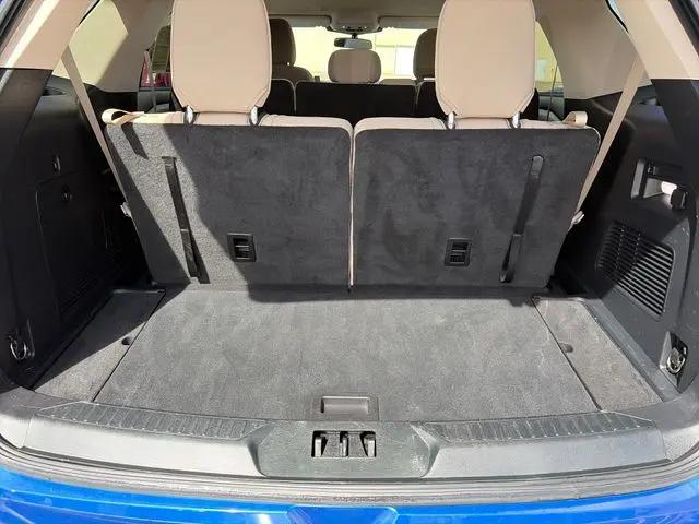 2022 Ford Explorer Base
