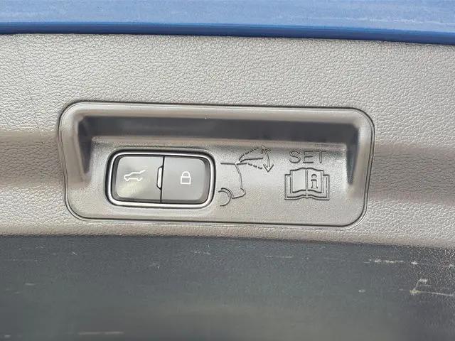 2022 Ford Explorer Base