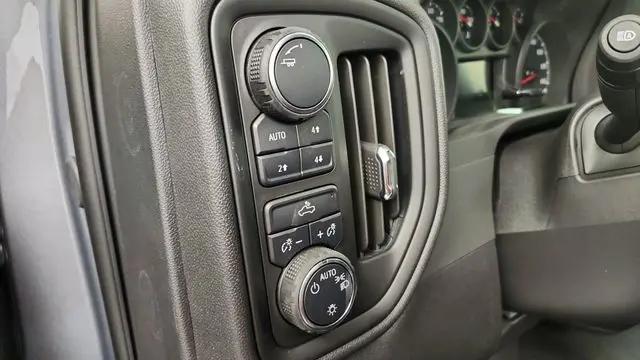 2026 Chevrolet Silverado 1500 4WD Crew Cab Short Bed Custom Trail Boss