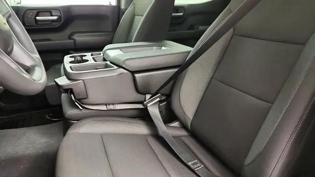 2026 Chevrolet Silverado 1500 4WD Crew Cab Short Bed Custom Trail Boss