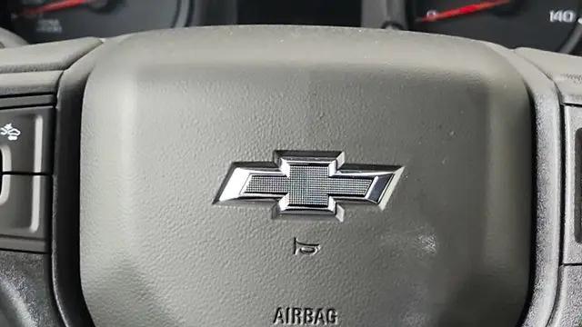 2026 Chevrolet Silverado 1500 4WD Crew Cab Short Bed Custom Trail Boss