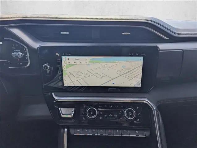 2023 GMC Sierra 1500 4WD Crew Cab Short Box Denali