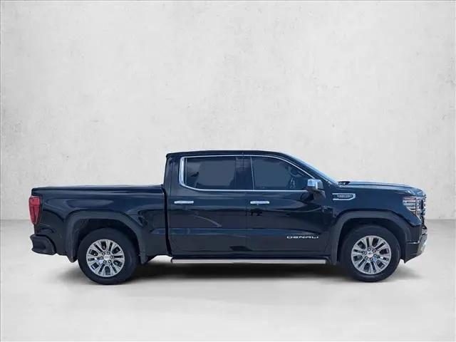 2023 GMC Sierra 1500 4WD Crew Cab Short Box Denali