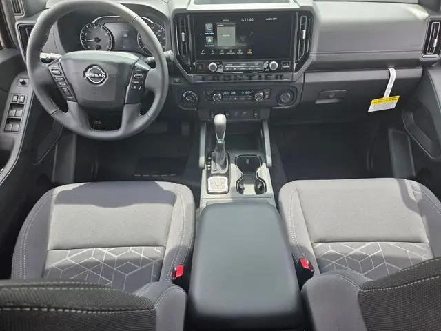 2026 Nissan Frontier Crew Cab SV 4x4