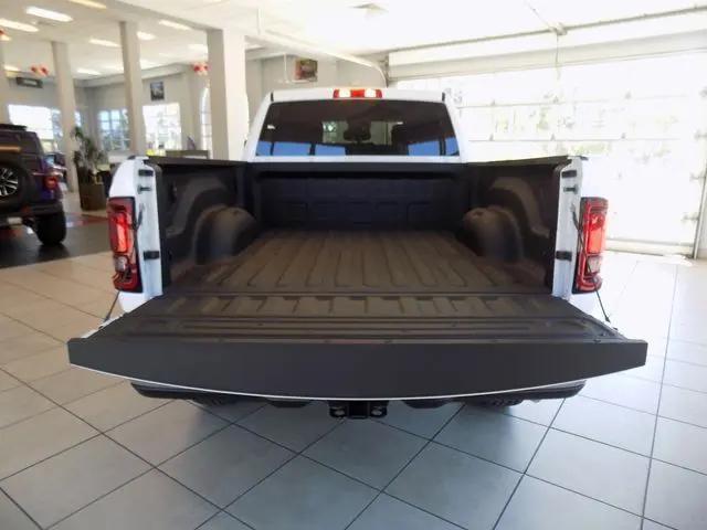 2026 Ram 2500 Tradesman Crew Cab 4x4 6'4" Box