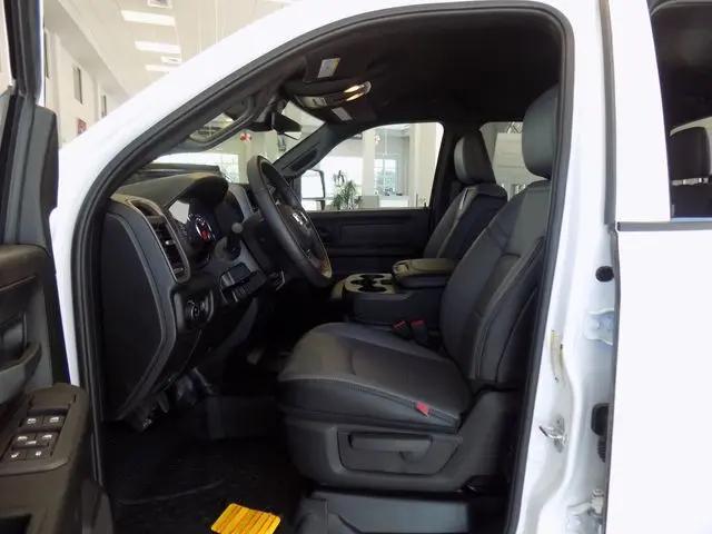 2026 Ram 2500 Tradesman Crew Cab 4x4 6'4" Box