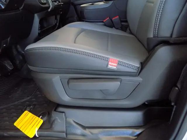 2026 Ram 2500 Tradesman Crew Cab 4x4 6'4" Box