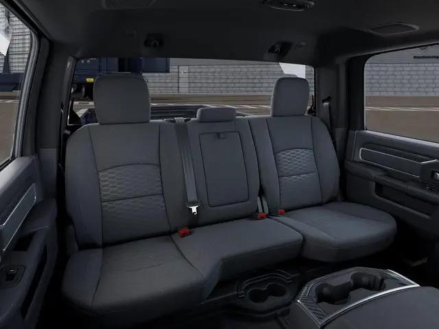 2026 Ram 3500 Big Horn Crew Cab 4x4 8' Box