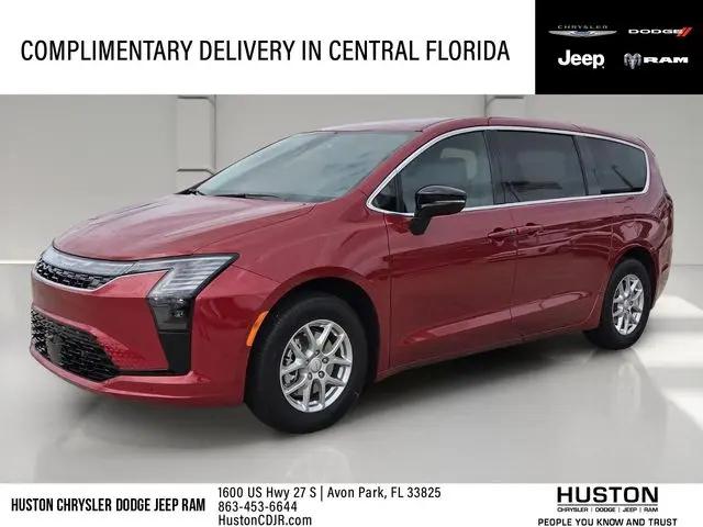 2027 Chrysler Pacifica Select for sale in Avon Park, FL