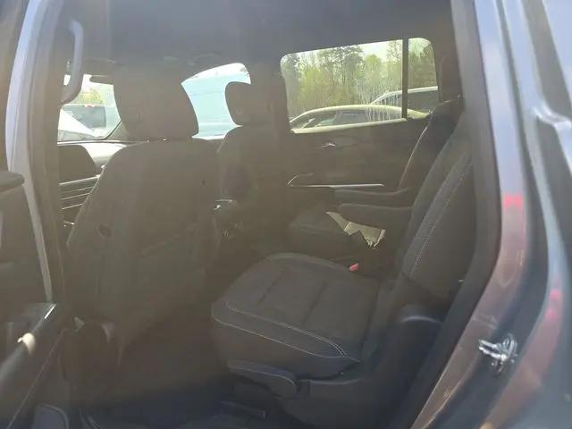 2024 Chevrolet Traverse AWD LT
