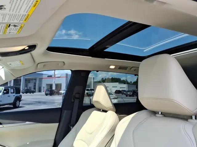 2023 INFINITI QX60 LUXE AWD