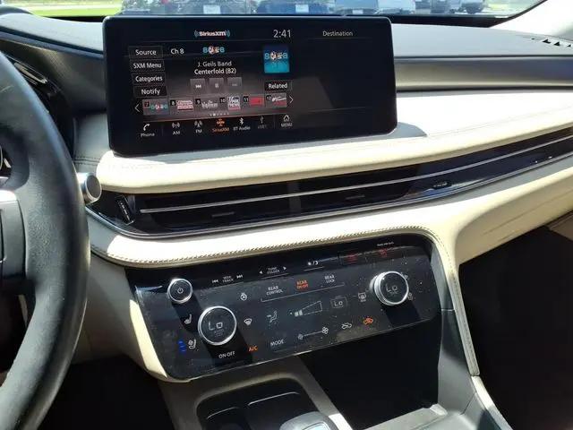 2023 INFINITI QX60 LUXE AWD