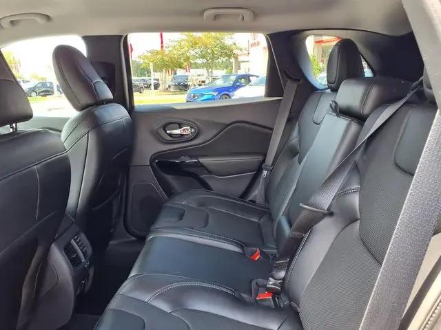 2023 Jeep Cherokee Altitude Lux 4x4