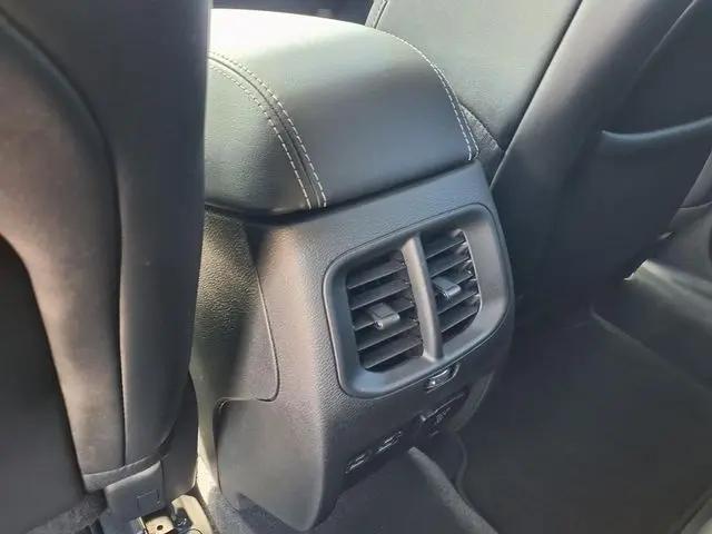 2023 Jeep Cherokee Altitude Lux 4x4