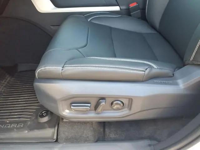 2026 Toyota Tundra Limited CrewMax 5.5' Bed