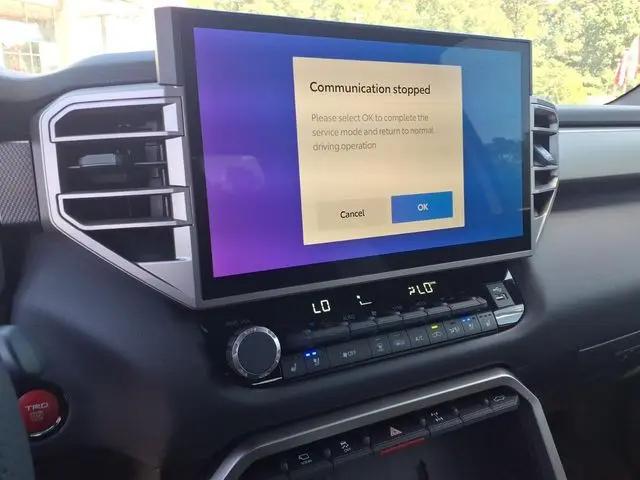 2026 Toyota Tundra Limited CrewMax 5.5' Bed
