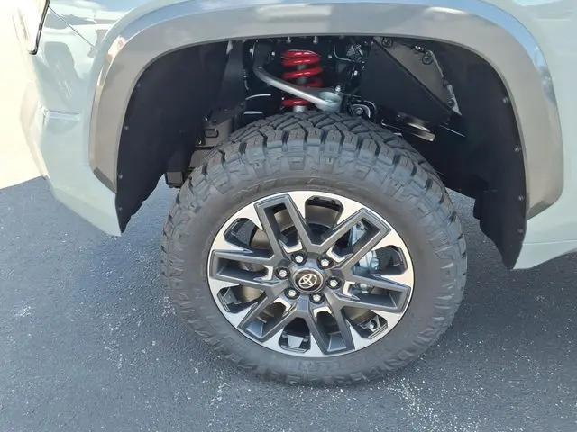 2026 Toyota Tundra Limited CrewMax 5.5' Bed