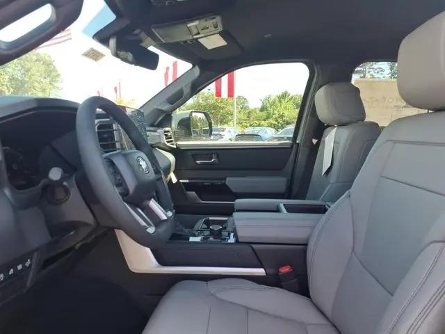 2026 Toyota Tundra Limited CrewMax 5.5' Bed
