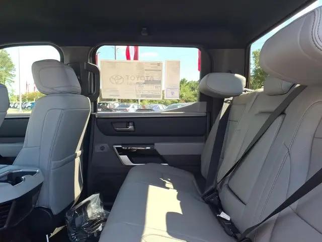 2026 Toyota Tundra Limited CrewMax 5.5' Bed