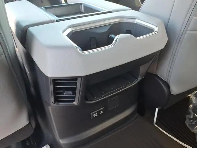 2026 Toyota Tundra Limited CrewMax 5.5' Bed