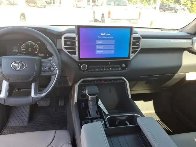 2026 Toyota Tundra Limited CrewMax 5.5' Bed