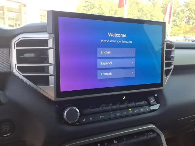 2026 Toyota Tundra Limited CrewMax 5.5' Bed