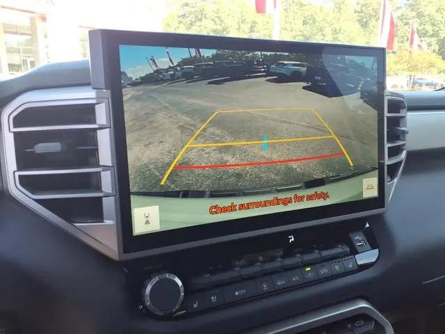 2026 Toyota Tundra Limited CrewMax 5.5' Bed