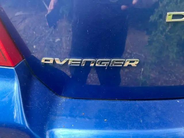 2013 Dodge Avenger SE