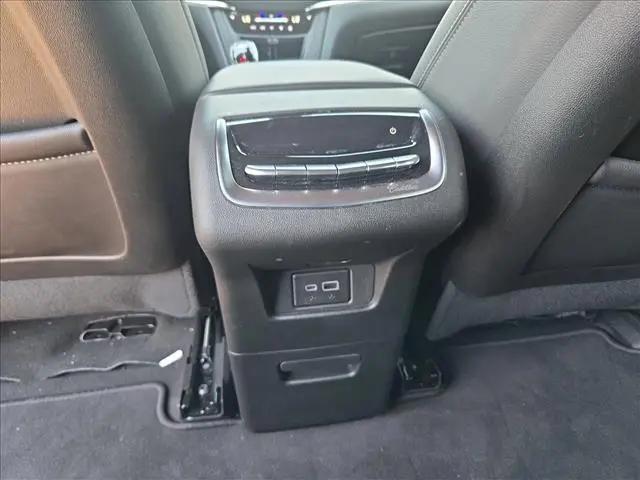 2025 Cadillac XT6 FWD Luxury