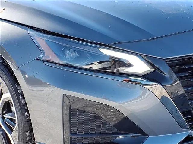 2026 Nissan Altima SR FWD