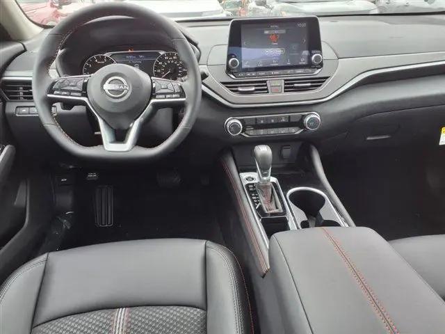 2026 Nissan Altima SR FWD