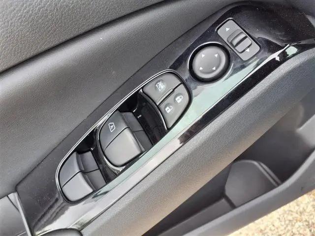 2026 Nissan Altima SR FWD