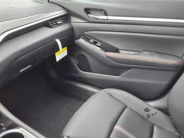2026 Nissan Altima SR FWD