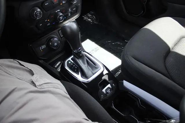 2022 Jeep Renegade Altitude 4x4