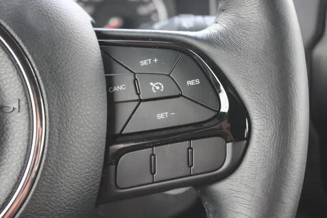 2022 Jeep Renegade Altitude 4x4