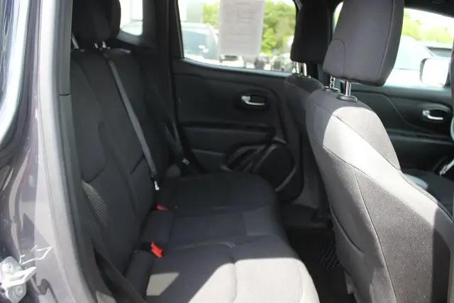 2022 Jeep Renegade Altitude 4x4