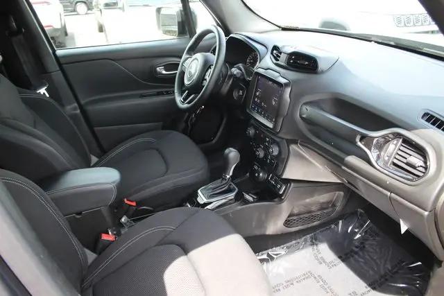 2022 Jeep Renegade Altitude 4x4