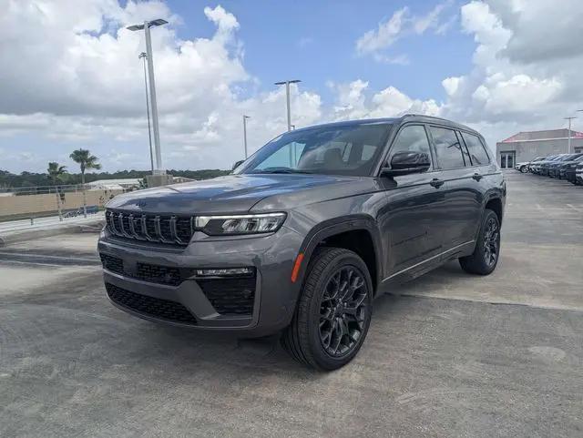 2026 Jeep Grand Cherokee L Summit 4x4