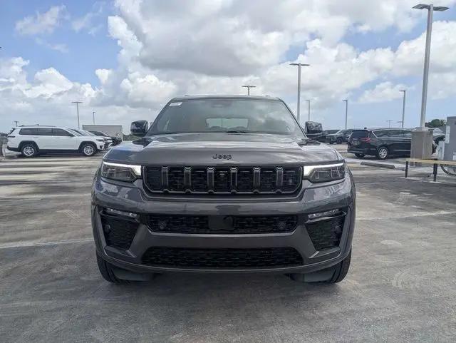 2026 Jeep Grand Cherokee L Summit 4x4